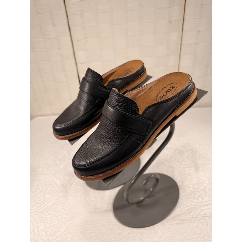 Taos Royal Mule Slip on Black snake embossed leather womens size 6